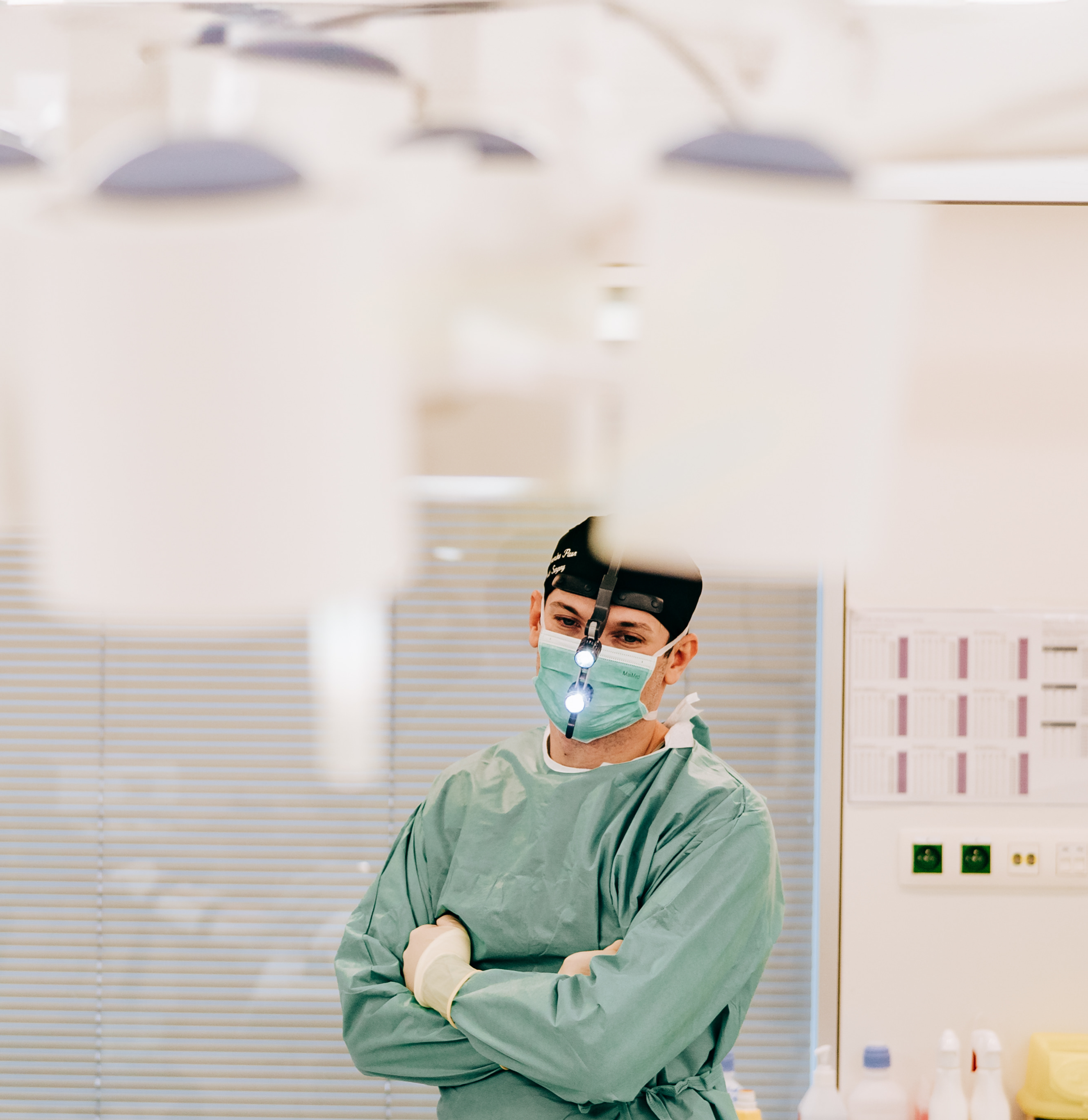 Dr. Alexandru Paun clinic and patient care – Slide 4